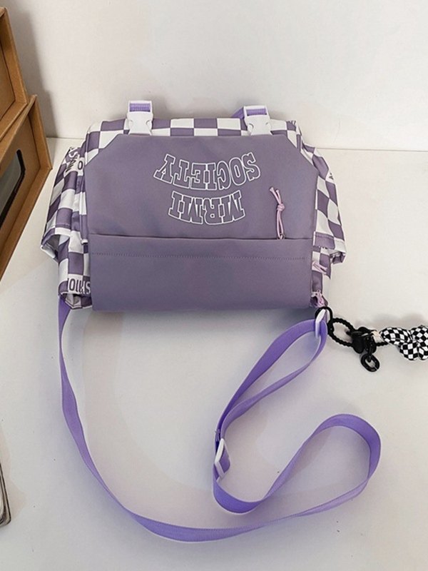 Umhängetasche aus kariertem Nylon mit Schnallenriemen-3